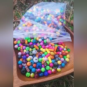 1 lb Of Colorful Beads